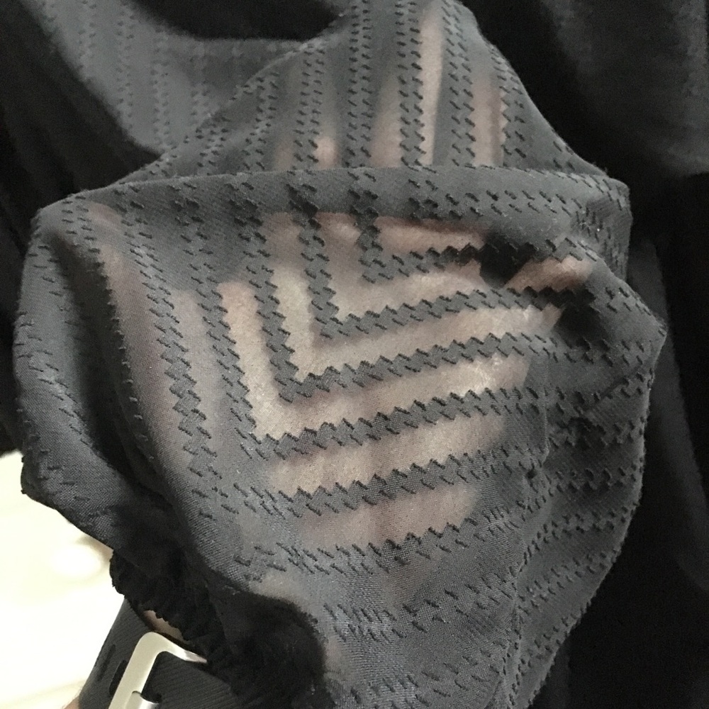 ‼️ LAST CHANCE! Long-Sleeve Black Dress